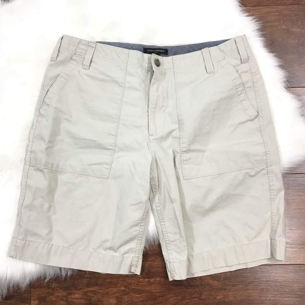 Men’s Banana Republic shorts